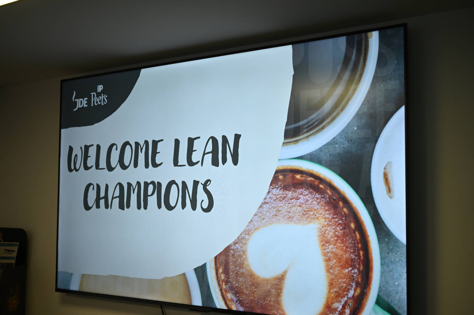 Lean Champions Q2 2026 – среща във фабриката на JDE Bulgaria в Костинброд